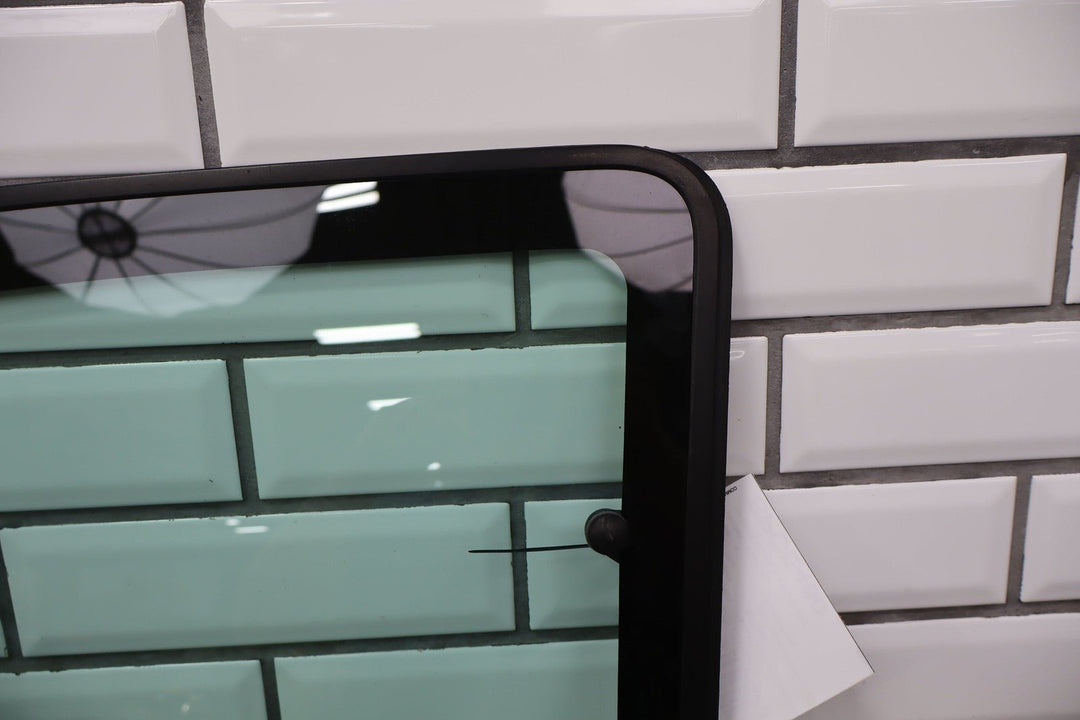 89 - 98 Chevy C/K Truck Extended Cab Right Rear Glass/Window Moveable OEM