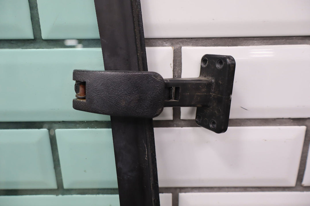 89 - 98 Chevy C/K Truck Extended Cab Right Rear Glass/Window Moveable OEM