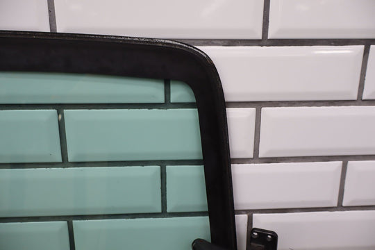 89 - 98 Chevy C/K Truck Extended Cab Right Rear Glass/Window Moveable OEM