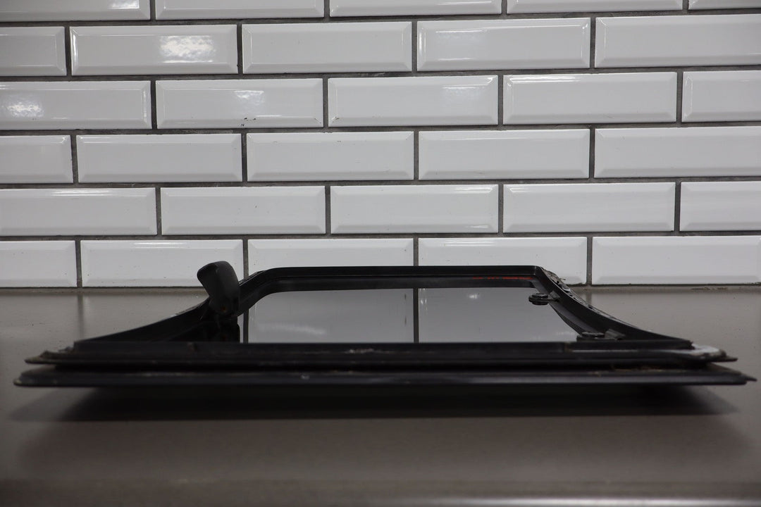 89 - 98 Chevy GMC C/K GMT400 Left Rear Moveable Quarter Glass/Window OEM