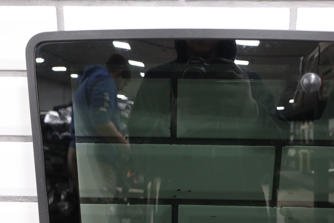 89 - 98 Chevy GMC C/K GMT400 Right Rear Moveable Quarter Glass/Window OEM