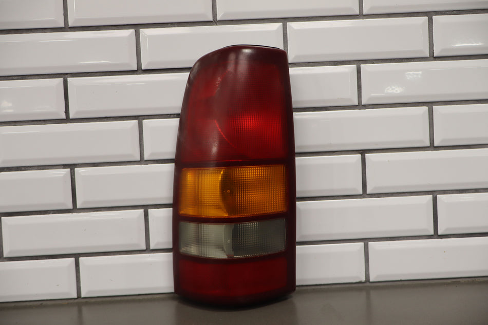 2001 Chevrolet Silverado 2500- Left Tail Light