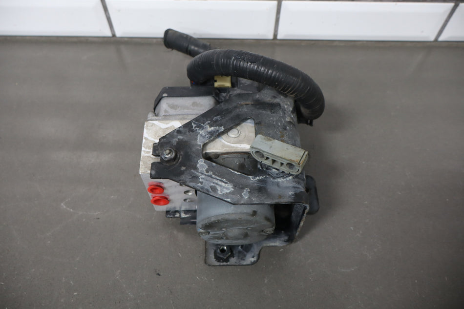 2006 Hummer H2- ABS Brake Unit