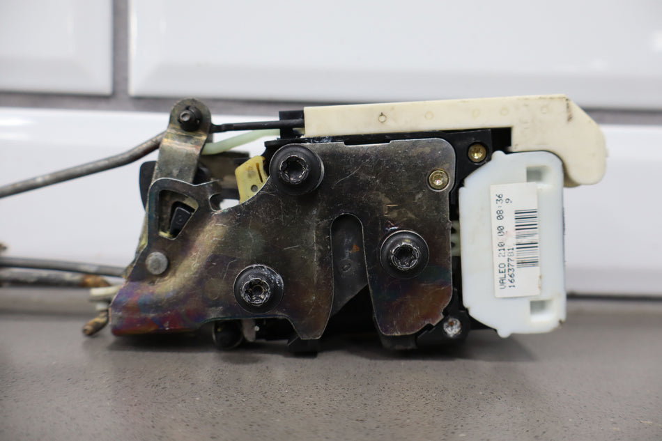 2001 Chevrolet Corvette- Left Front Door Latch