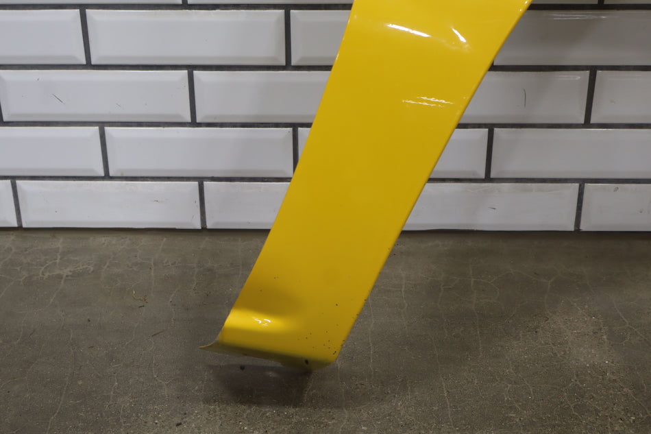 2003 Chevrolet Avalanche- Right Fender