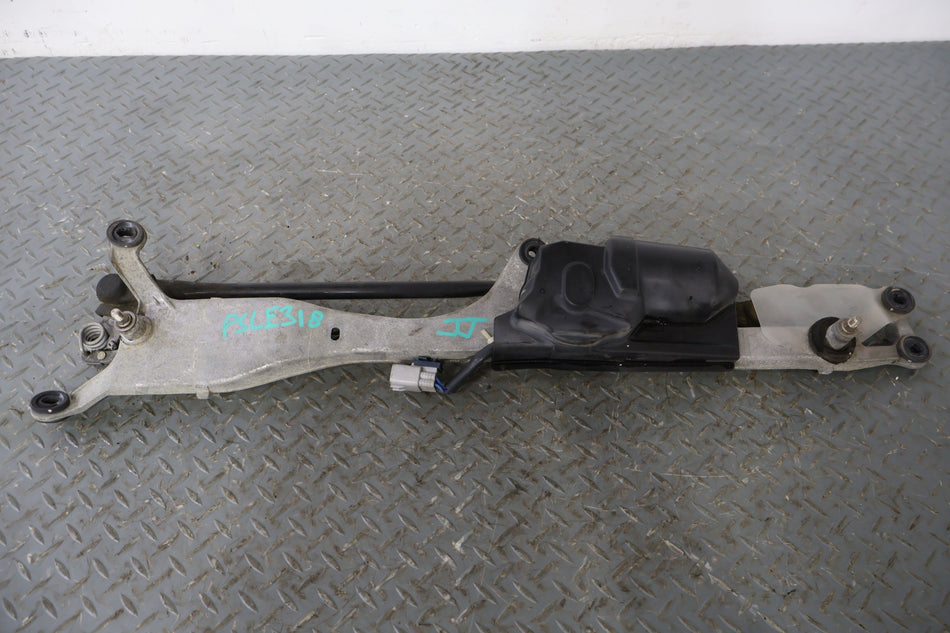 1995 LEXSC- Wiper Linkage