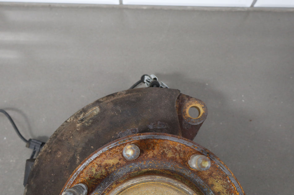 2009 GMC Sierra 2500- SPINDLE KNUCKLE FRONT
