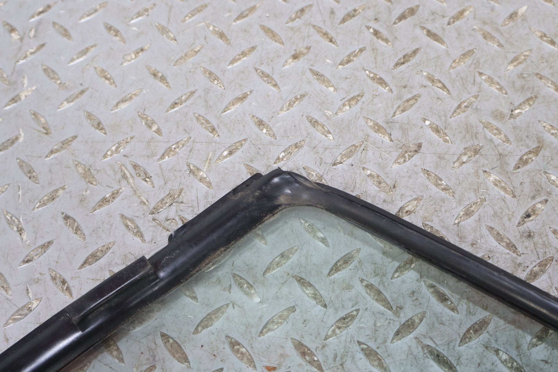90-05 Mazda Miata NA NB Front Right RH Vent Glass Window (Glass Only) OEM
