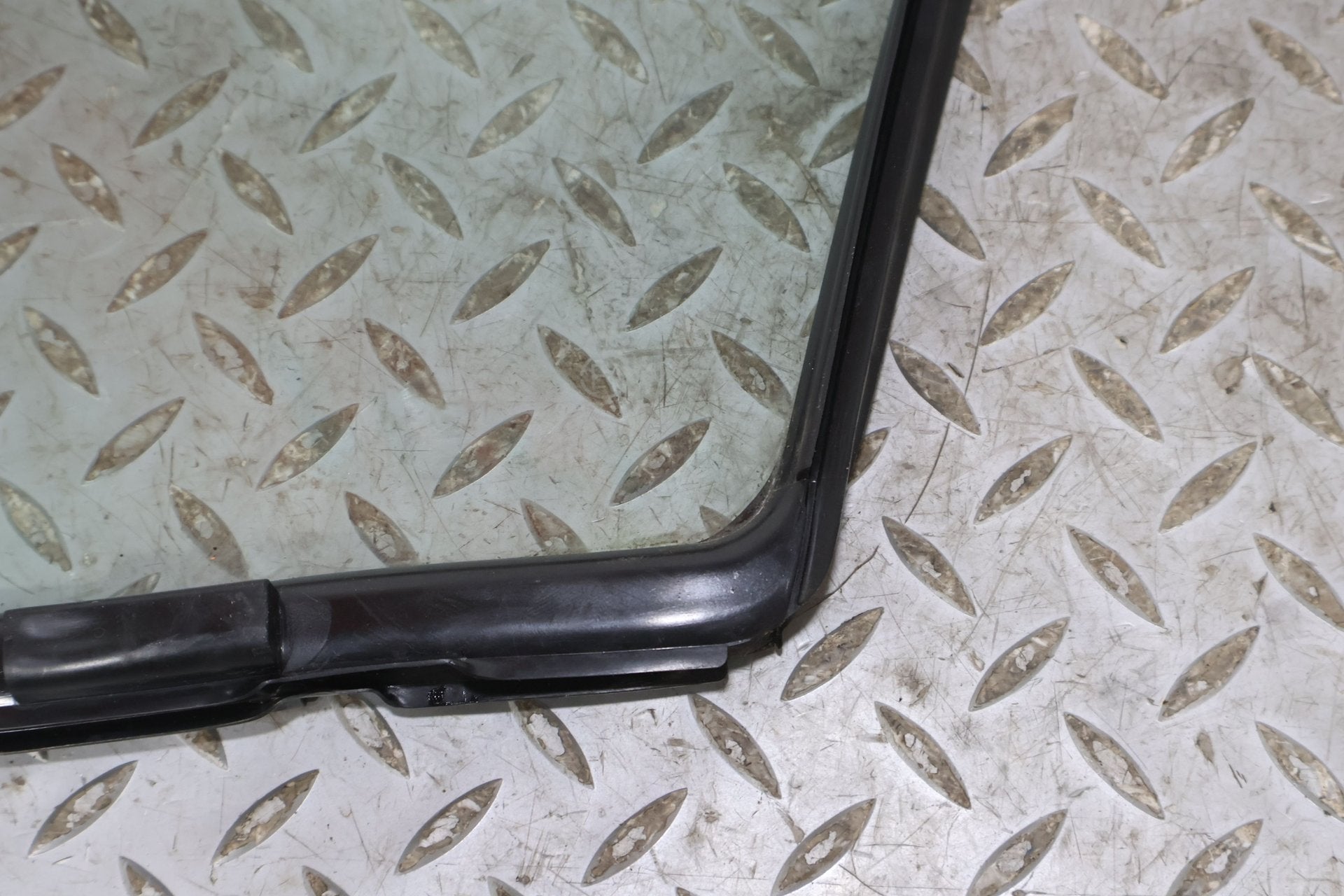 90-05 Mazda Miata NA NB Front Right RH Vent Glass Window (Glass Only) OEM