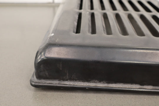 90 - 96 C4 Corvette 5.7L Air Cleaner Intake Tube - Lid - Tie Downs ONLY *See Photo