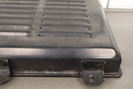 90 - 96 C4 Corvette 5.7L Air Cleaner Intake Tube - Lid - Tie Downs ONLY *See Photo