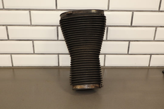 90 - 96 C4 Corvette 5.7L Air Cleaner Intake Tube - Lid - Tie Downs ONLY *See Photo