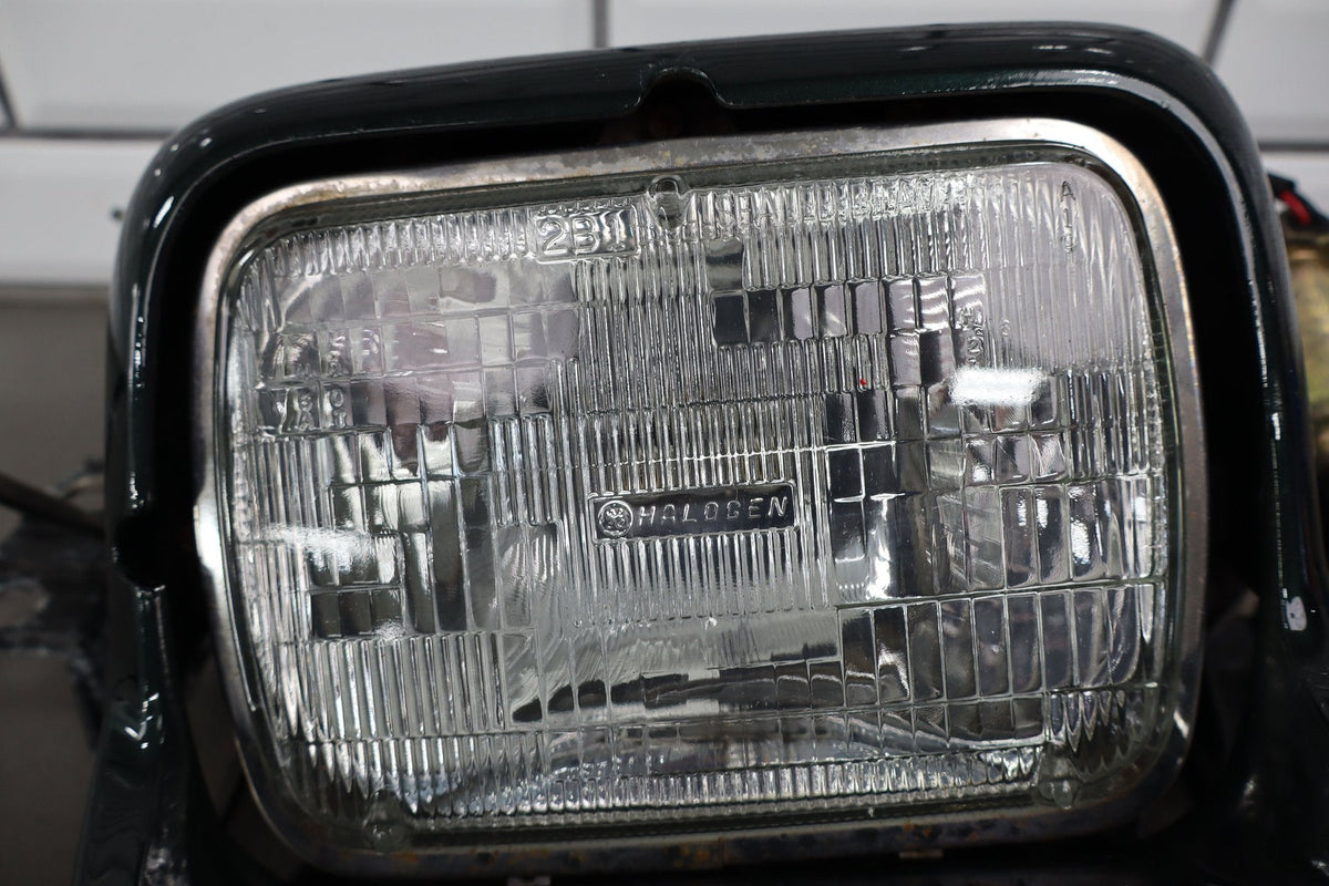 90-96 C4 Corvette Right Passenger Headlight Lamp W/ Cap &amp; Motor