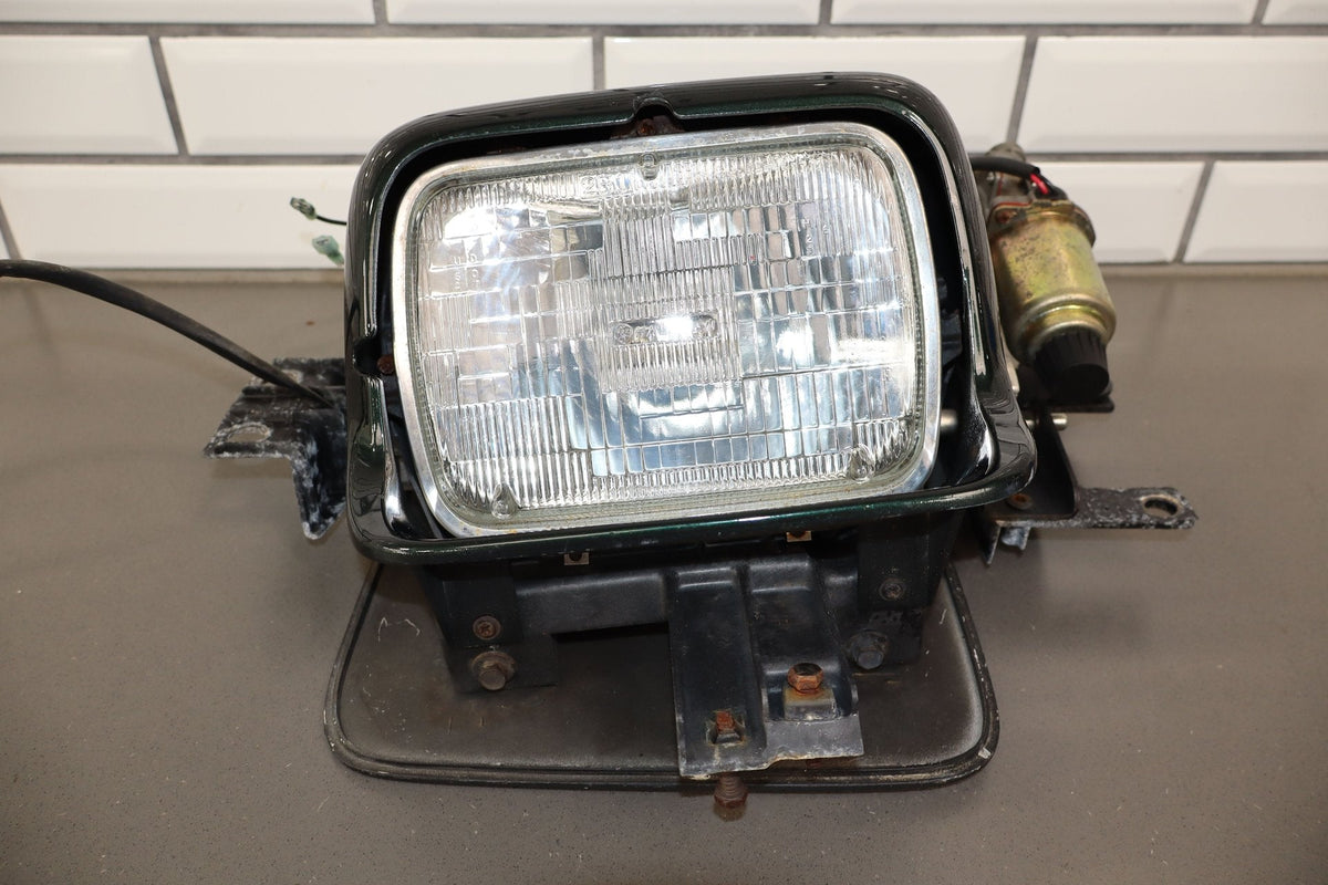 90-96 C4 Corvette Right Passenger Headlight Lamp W/ Cap &amp; Motor