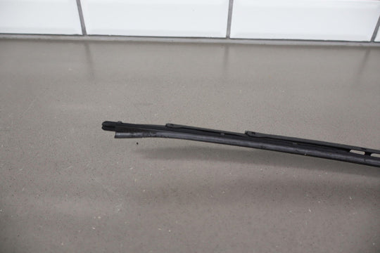 91 - 92 Land Cruiser Pair LH&RH Windshield Wiper Arms W/ Used Blades (Rusty)