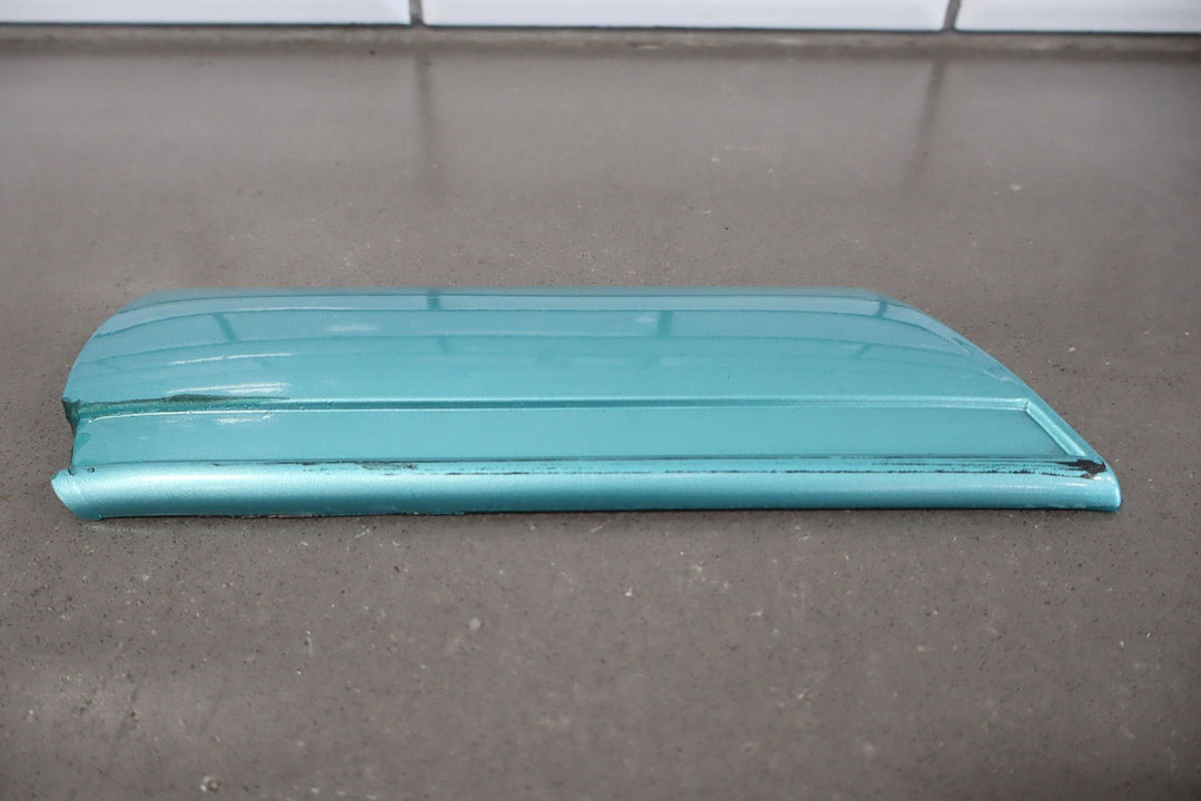 91 - 93 Ford Mustang Left Driver Fender Molding (Between Front Wheel & Door)