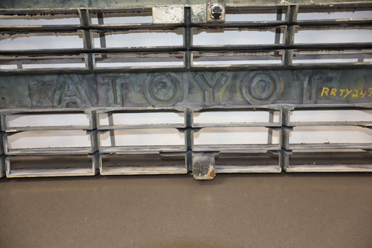 91 - 94 Toyota Land Cruiser Upper Grille *Peeling/Weathered See ALL Photos*