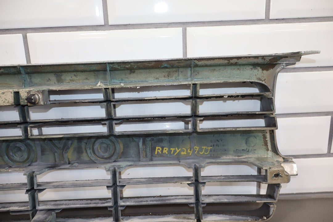 91 - 94 Toyota Land Cruiser Upper Grille *Peeling/Weathered See ALL Photos*