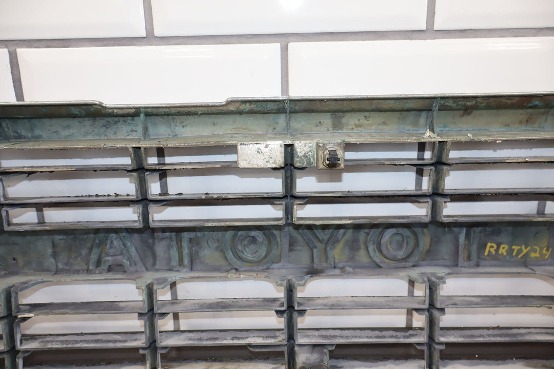 91 - 94 Toyota Land Cruiser Upper Grille *Peeling/Weathered See ALL Photos*