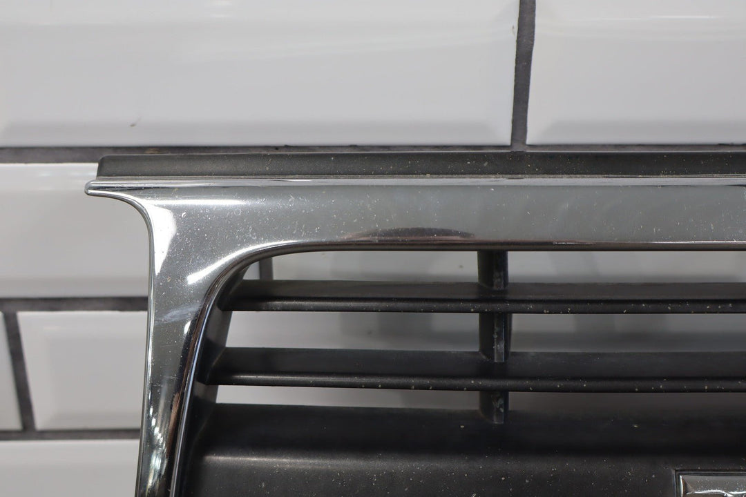 91 - 94 Toyota Land Cruiser Upper Grille Weathered See ALL Photos