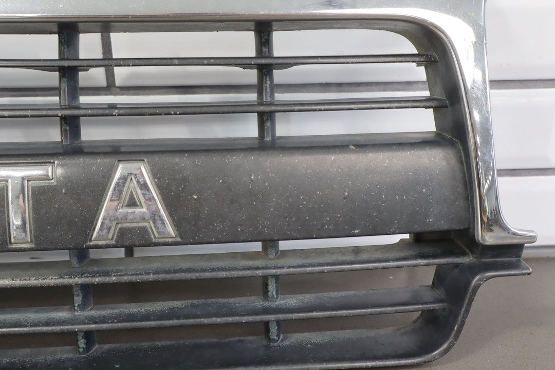 91 - 94 Toyota Land Cruiser Upper Grille Weathered See ALL Photos