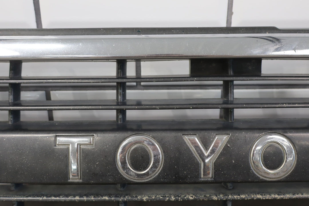 91 - 94 Toyota Land Cruiser Upper Grille Weathered See ALL Photos