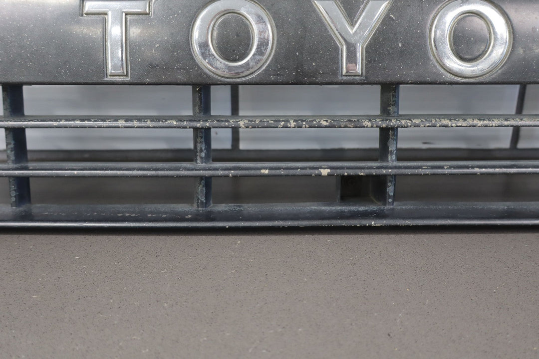 91 - 94 Toyota Land Cruiser Upper Grille Weathered See ALL Photos