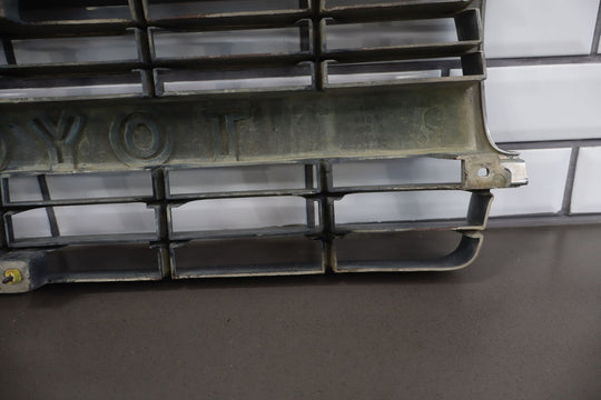 91 - 94 Toyota Land Cruiser Upper Grille Weathered See ALL Photos