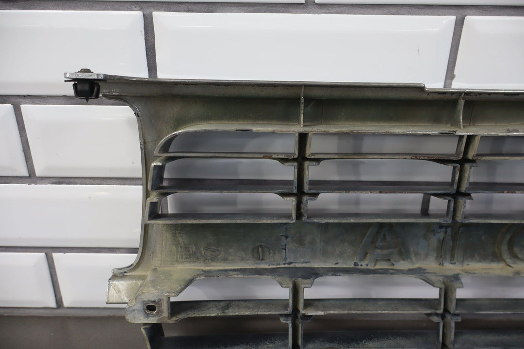 91 - 94 Toyota Land Cruiser Upper Grille Weathered See ALL Photos