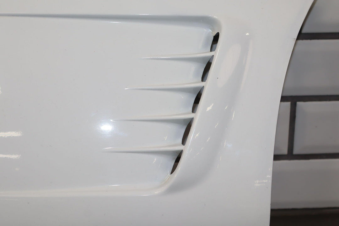 91 - 96 Chevy C4 Corvette Right Passenger Fender (Artctic White 10U)
