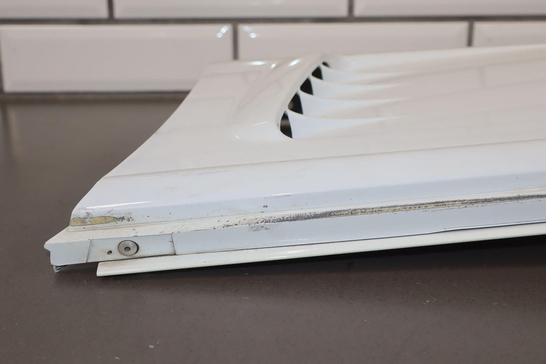 91 - 96 Chevy C4 Corvette Right Passenger Fender (Artctic White 10U)