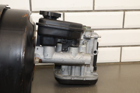 91-96 Pontiac Grand Prix Brake Booster With Master Cylinder