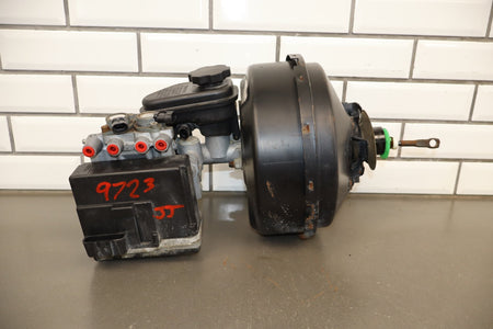 91-96 Pontiac Grand Prix Brake Booster With Master Cylinder