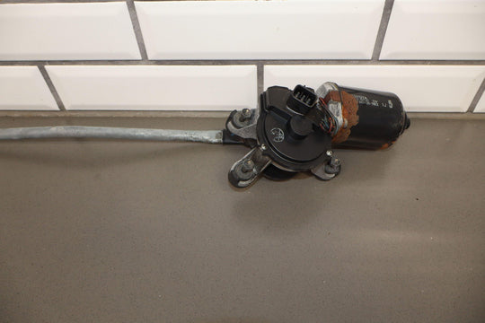 91 - 97 Toyota Land Cruiser Front Wiper Transmission Linkage & Motor