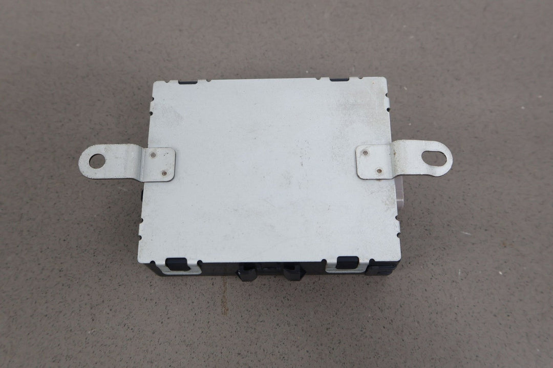 92 - 00 Lexus SC300 SC400 Cooling Fan Control Module (89257 - 24010) 8 Cylinder