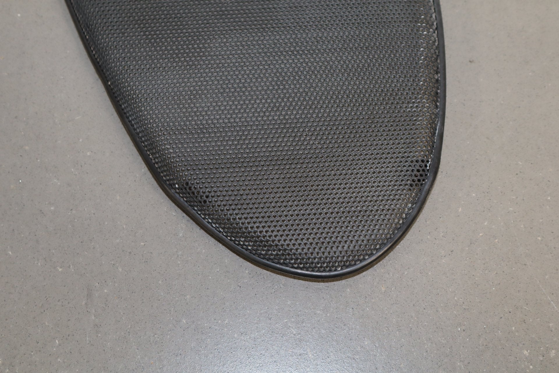 92-02 Dodge Viper RT/10 Hood Air Inlet Screens/ Speaker Grills 4709248 4709249