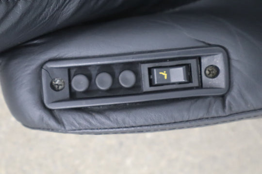 92 - 93 Corvette Right Passenger Leather Bucket Seat W/O Seat Track