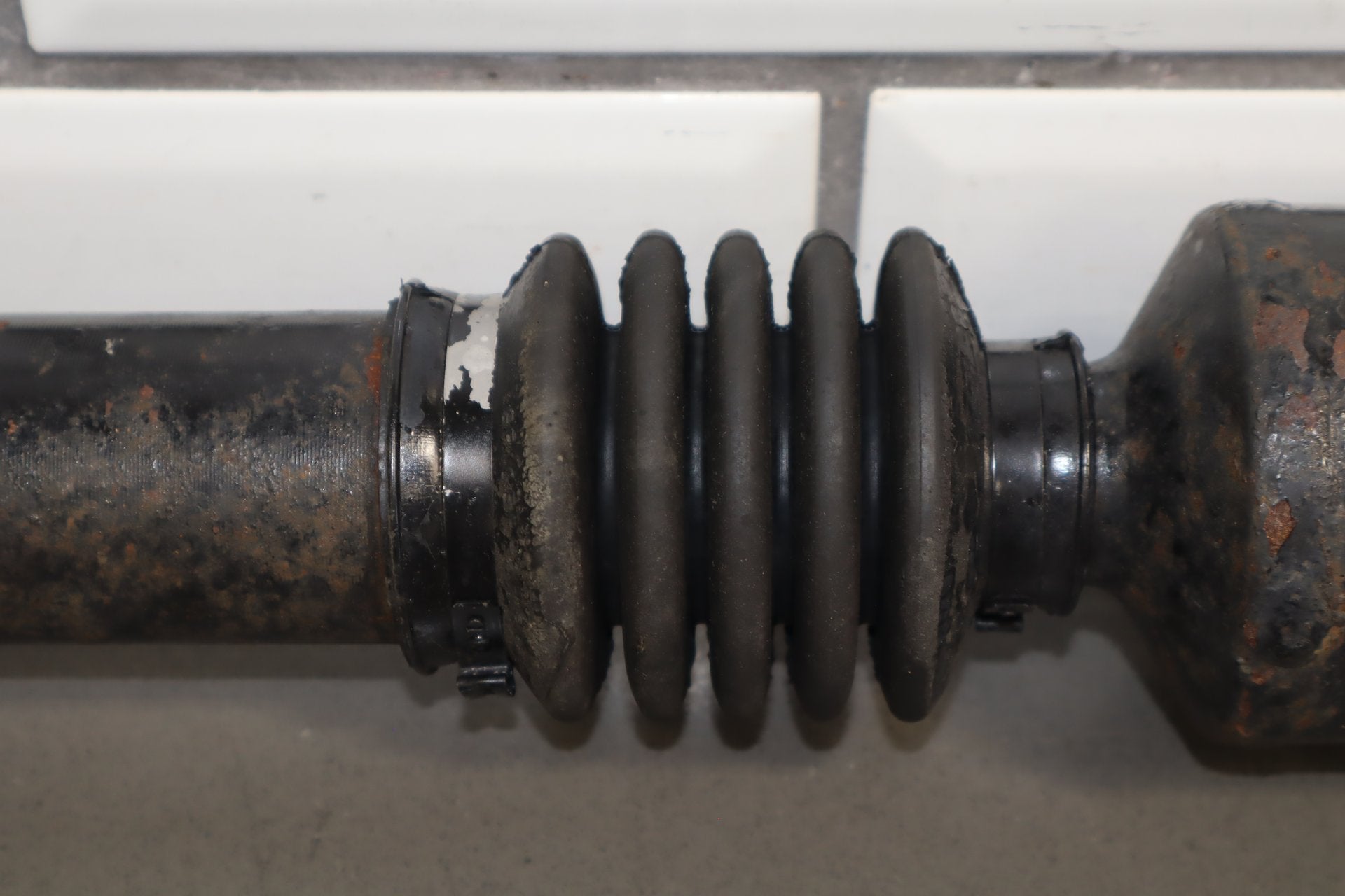 92-94 Dodge Viper RT/10 OEM Rear Axle Shaft 4642306 Low 15k Miles