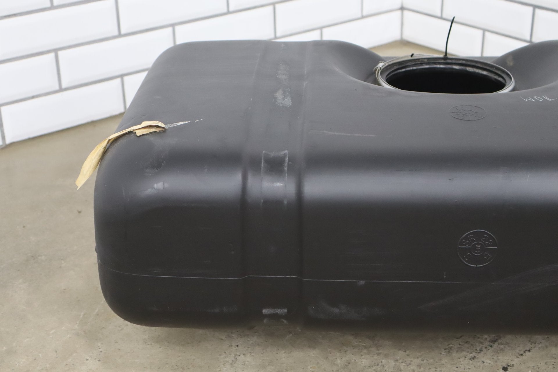 92-95 Dodge Viper RT/10 OEM 22 Gal Fuel Tank 4642448 No Pump Low 15k Miles