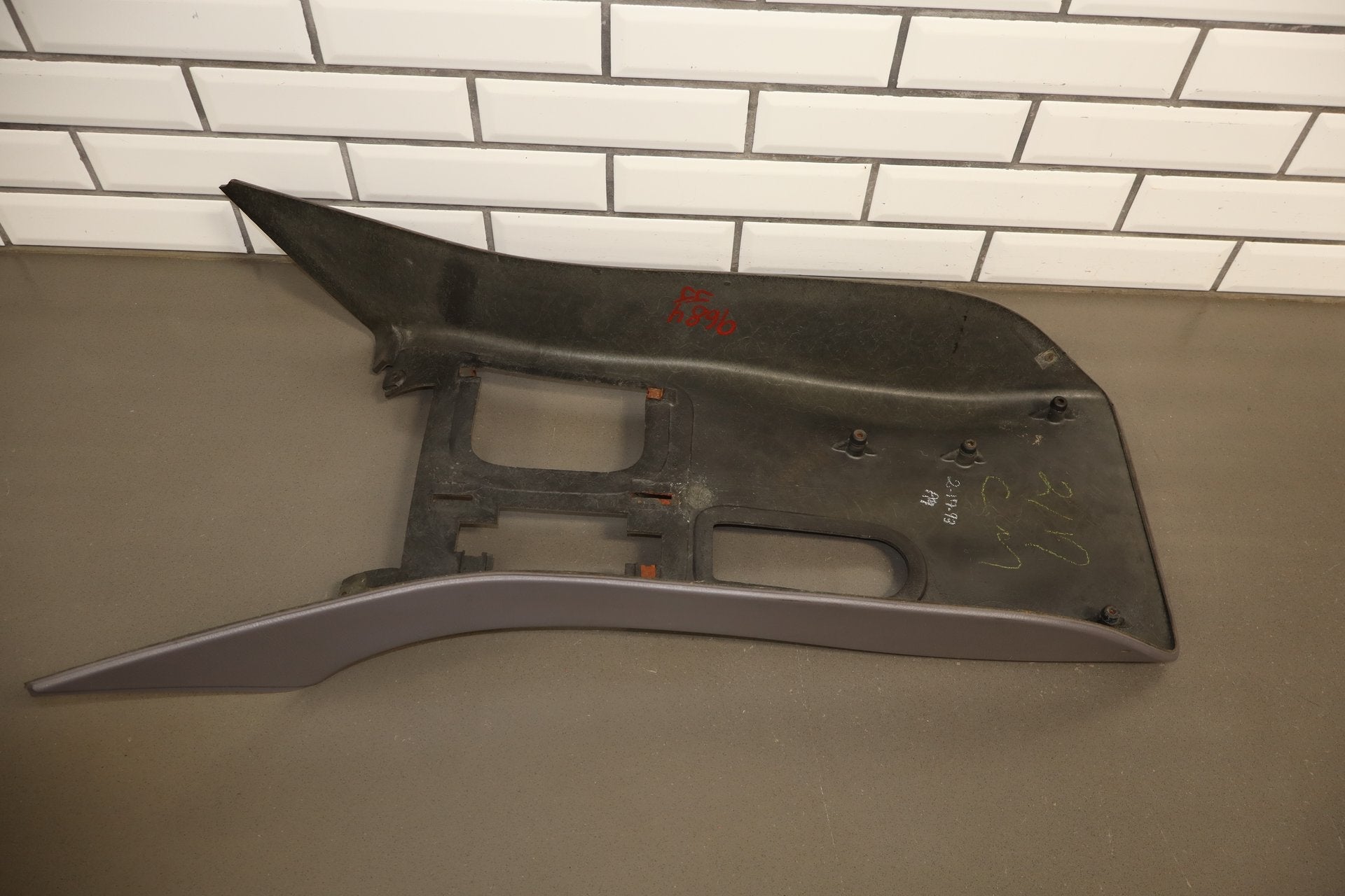 92-95 Dodge Viper RT/10 OEM Centre Console Upper Trim Low 15k Miles