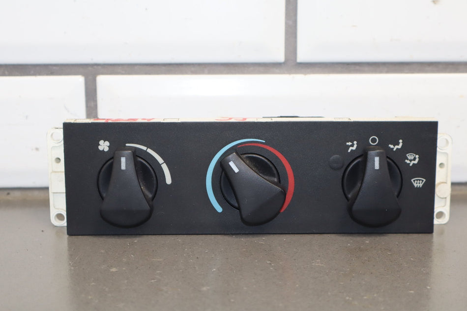 92-95 Dodge Viper RT/10 OEM Climate Control 4642493 Low 15k Miles