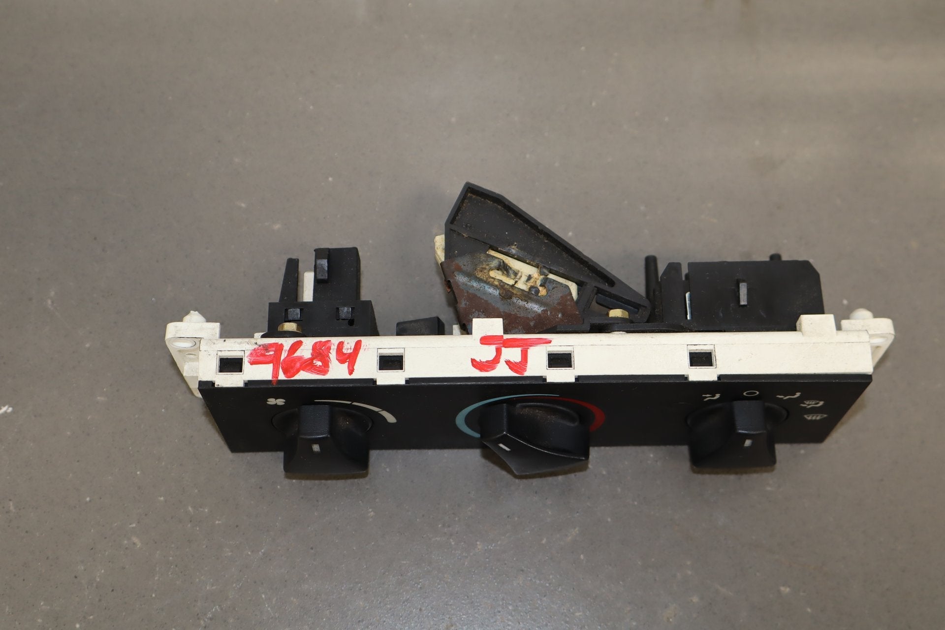 92-95 Dodge Viper RT/10 OEM Climate Control 4642493 Low 15k Miles