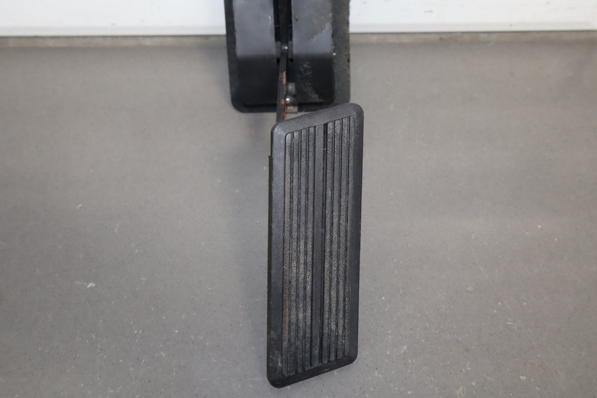 92-95 Dodge Viper RT/10 OEM Clutch Brake Throttle Pedal Set Low 15k Miles