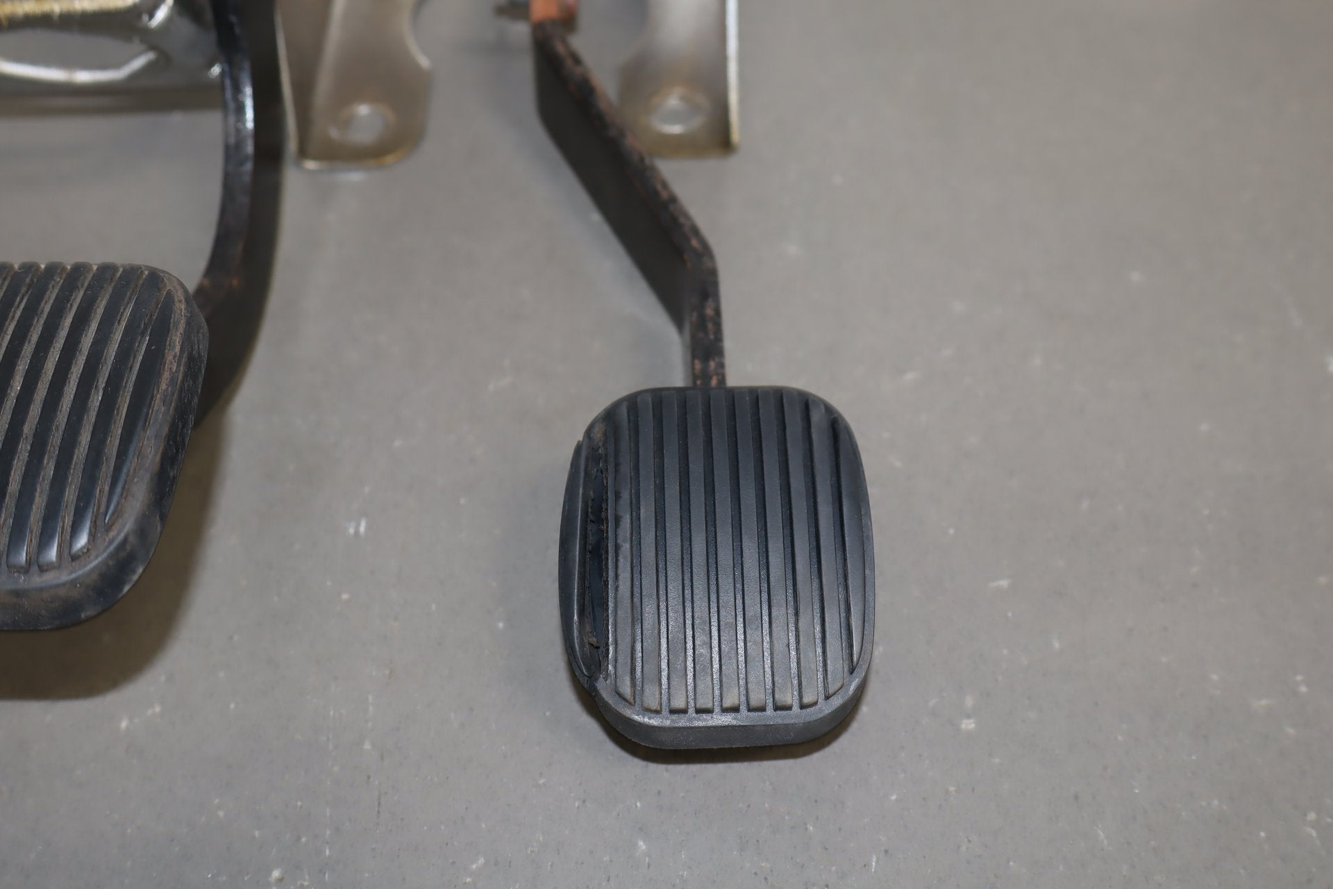 92-95 Dodge Viper RT/10 OEM Clutch Brake Throttle Pedal Set Low 15k Miles