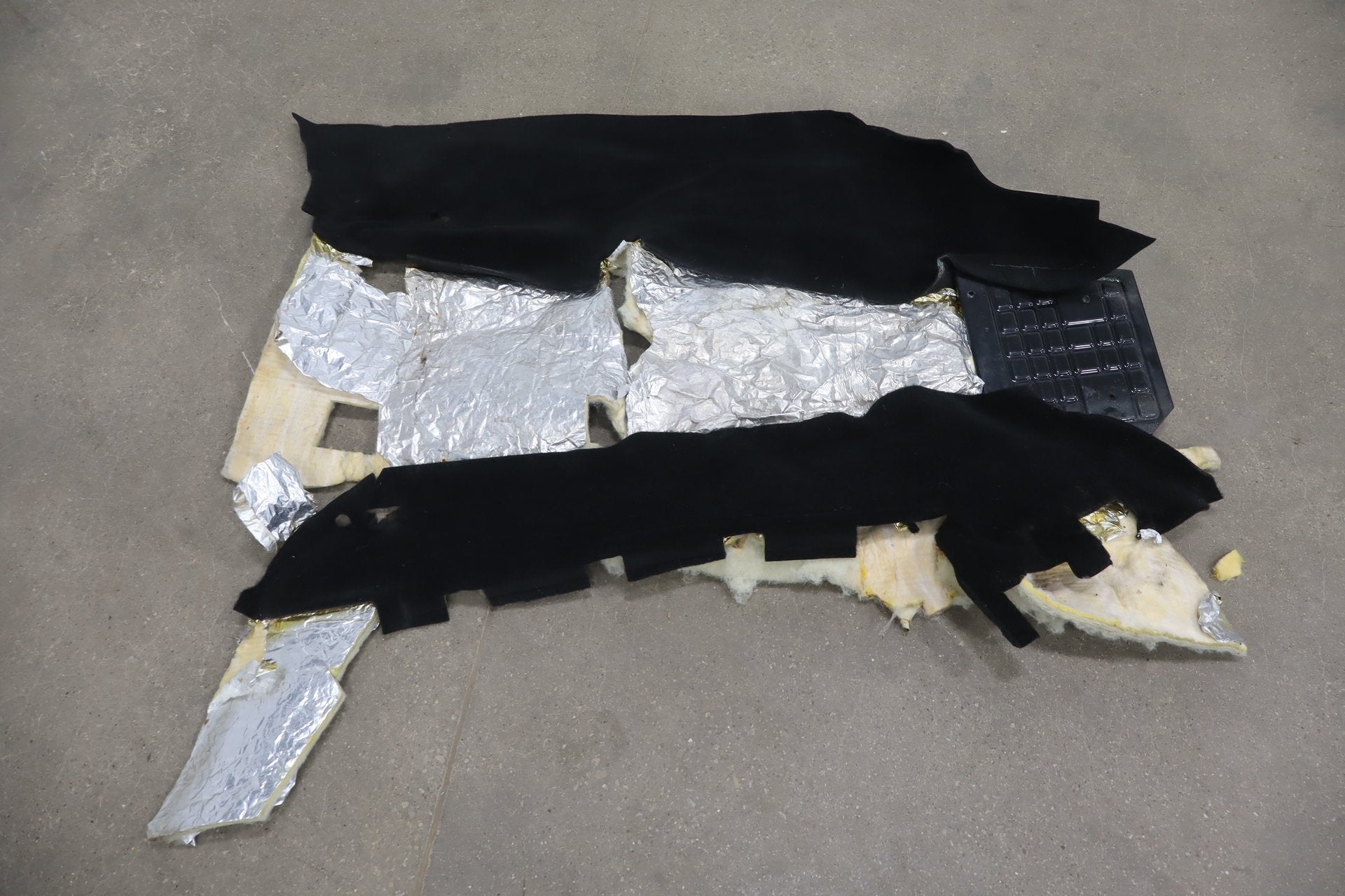 92-95 Dodge Viper RT/10 OEM Interior Carpet Set LJ94PX9 LJ95PX9 Low 15k Miles