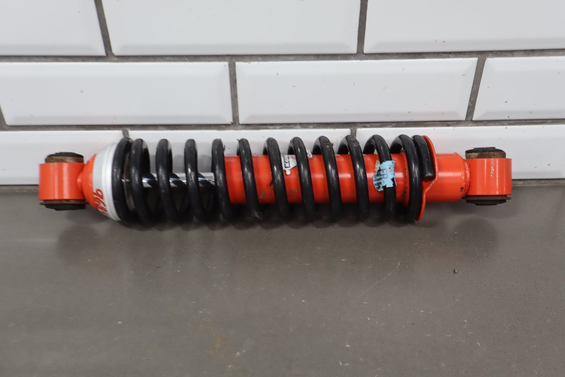 92-95 Dodge Viper RT/10 OEM Koni Orange Coilover Struts Springs (4) 15K Miles