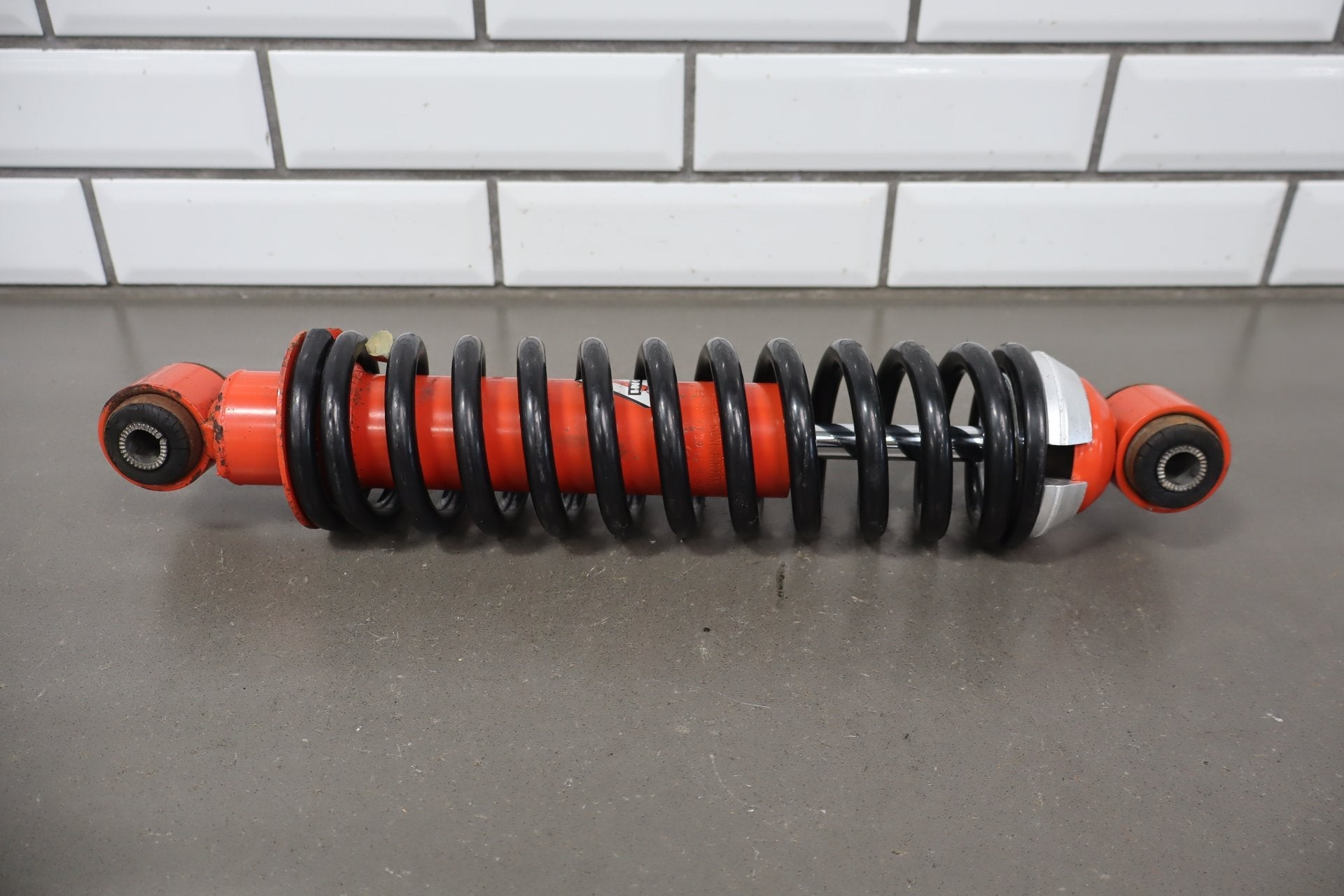92-95 Dodge Viper RT/10 OEM Koni Orange Coilover Struts Springs (4) 15K Miles