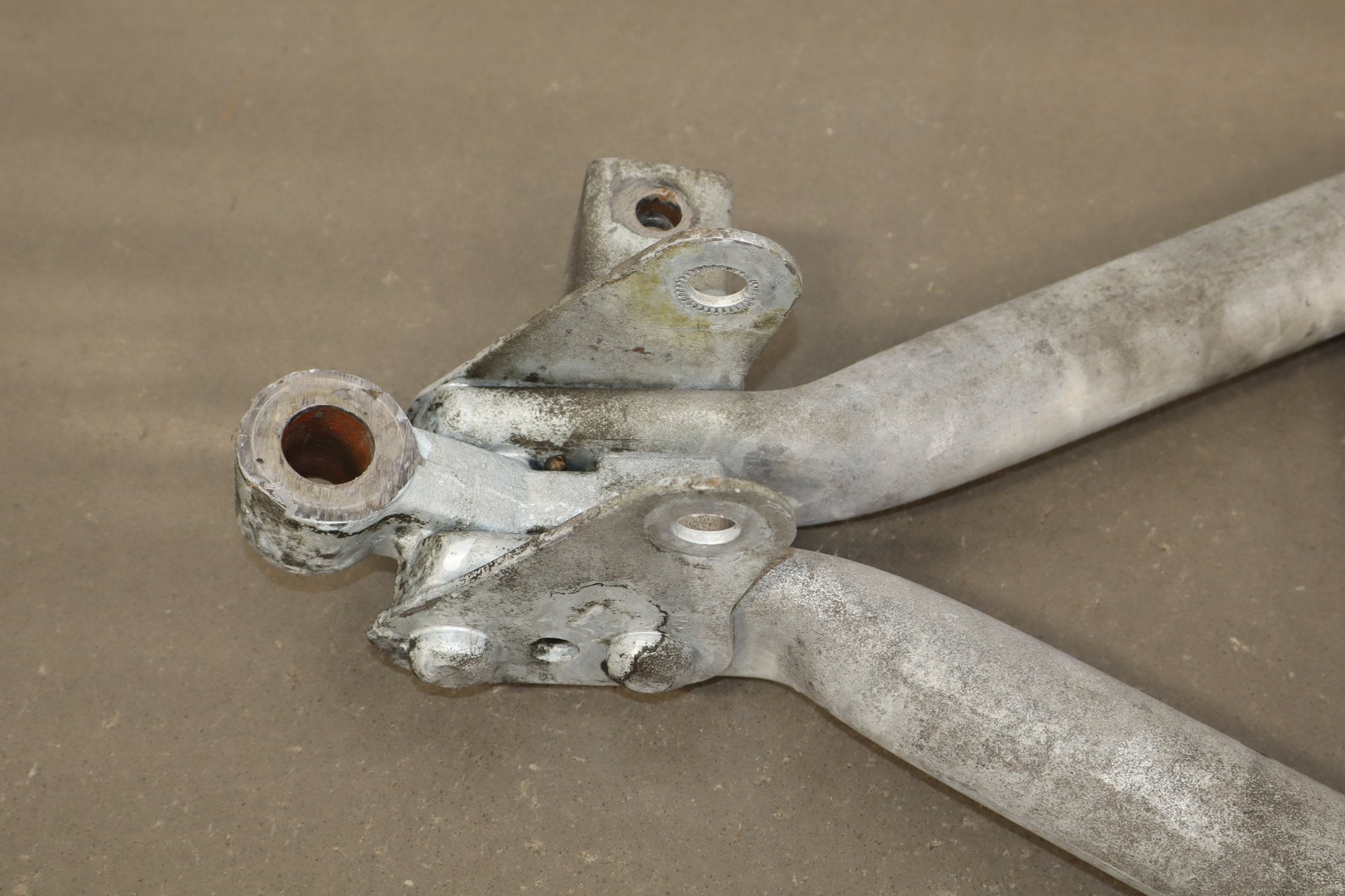 92-95 Dodge Viper RT/10 OEM LH Front Lower Control Arm 4642013 Low 15k