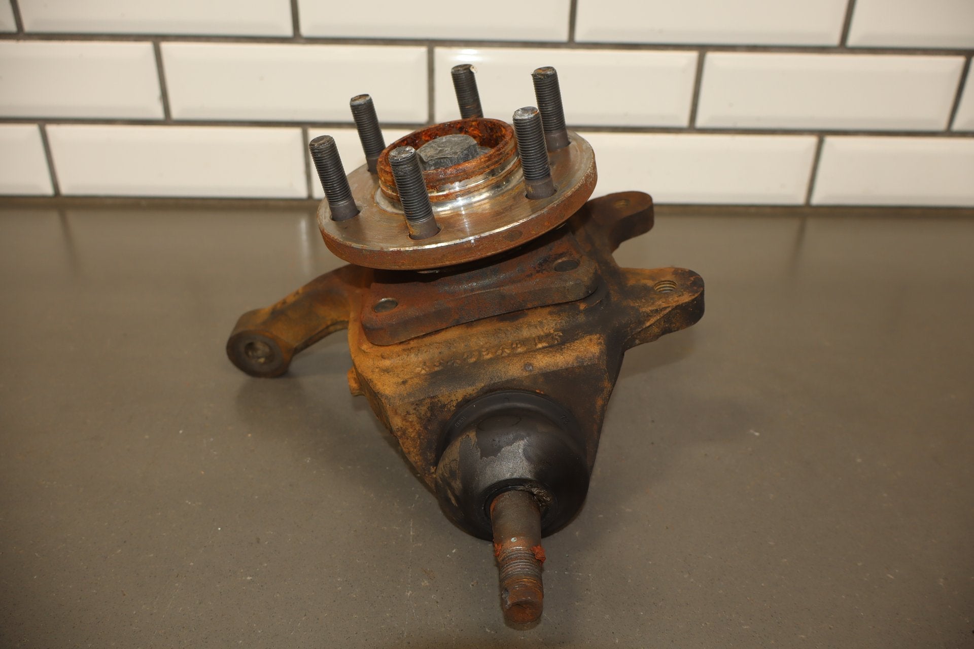 92-95 Dodge Viper RT/10 OEM LH Front Spindle Knuckle Hub 4643113 Low Miles 15k