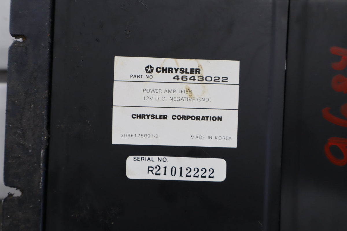 92-95 Dodge Viper RT/10 OEM LH Radio Amplifier 4643022